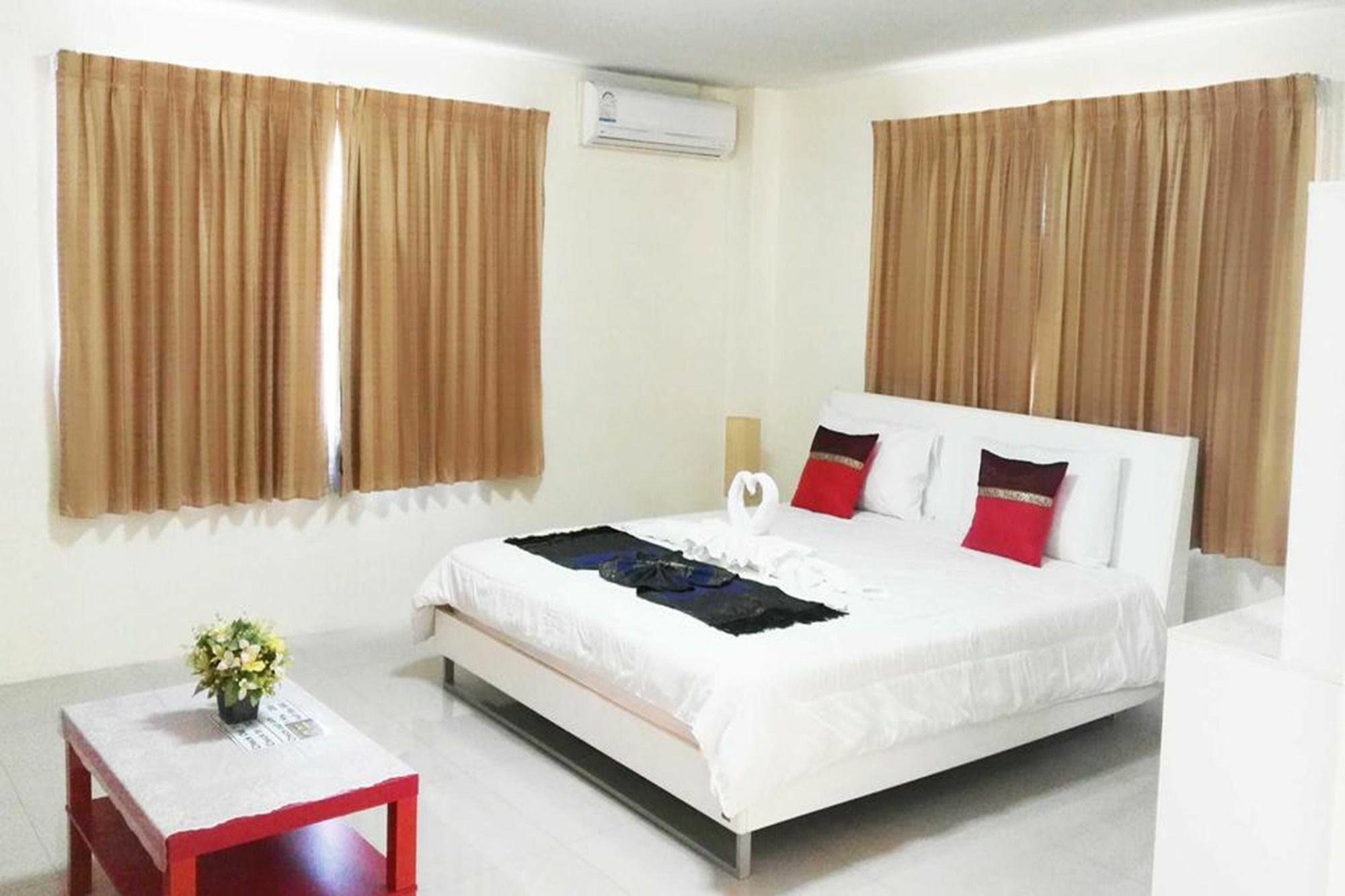 Family Guesthouse Rawai Extérieur photo